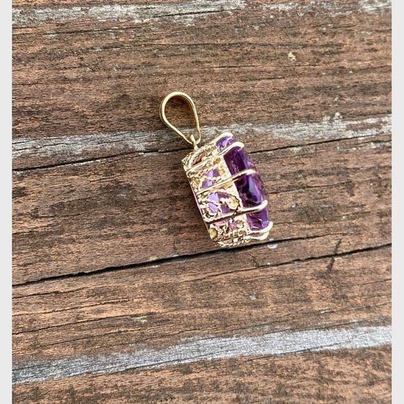 💜Beautiful Genuine Amethyst pendant 14kt. Yellow gold - Picture 5 of 10